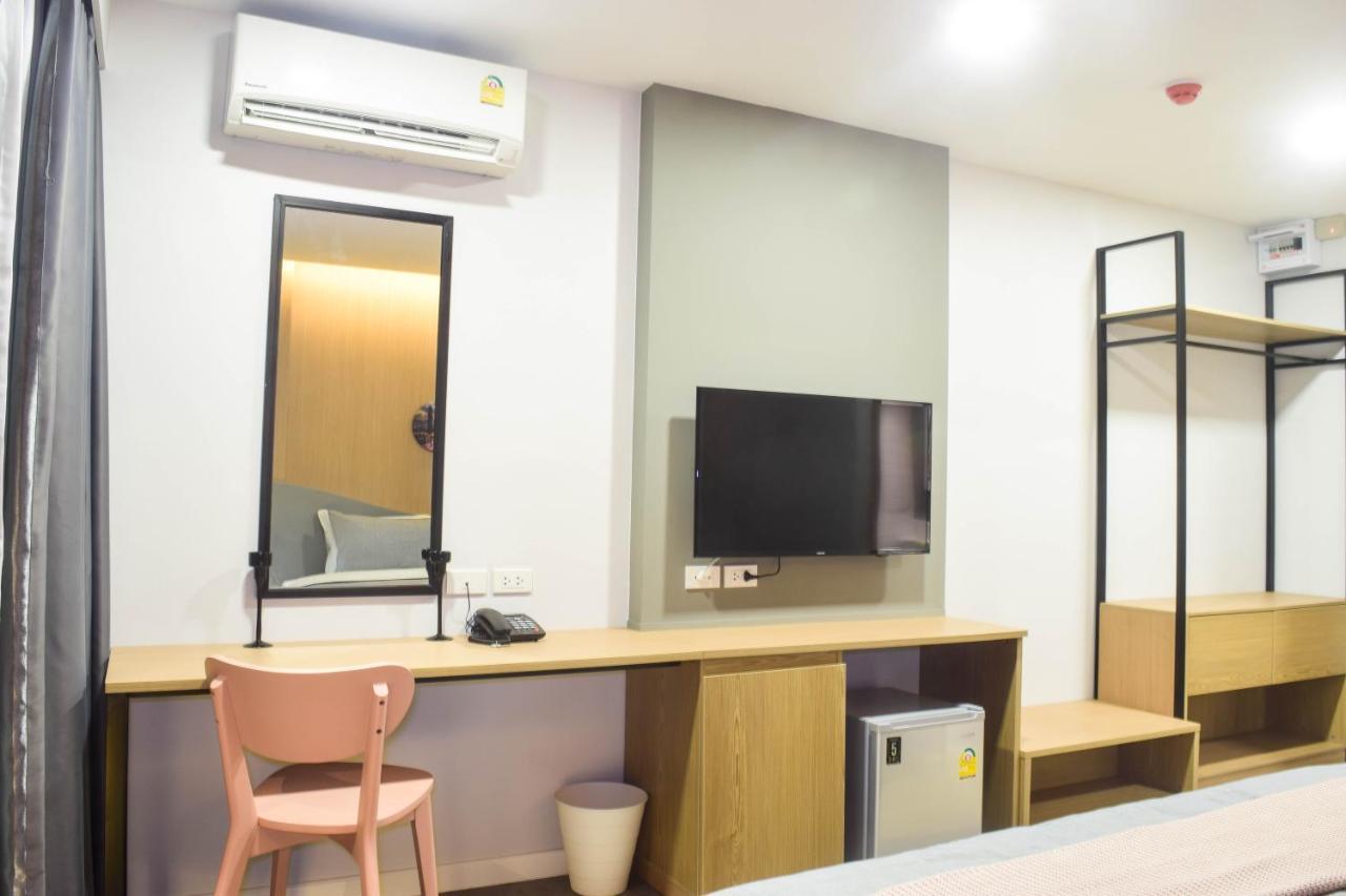 RICO Hotel Ratchadapisek 32 Bangkok Buitenkant foto