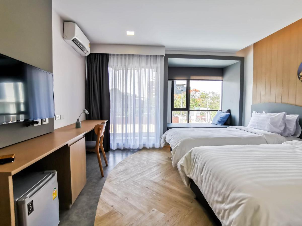 RICO Hotel Ratchadapisek 32 Bangkok Buitenkant foto