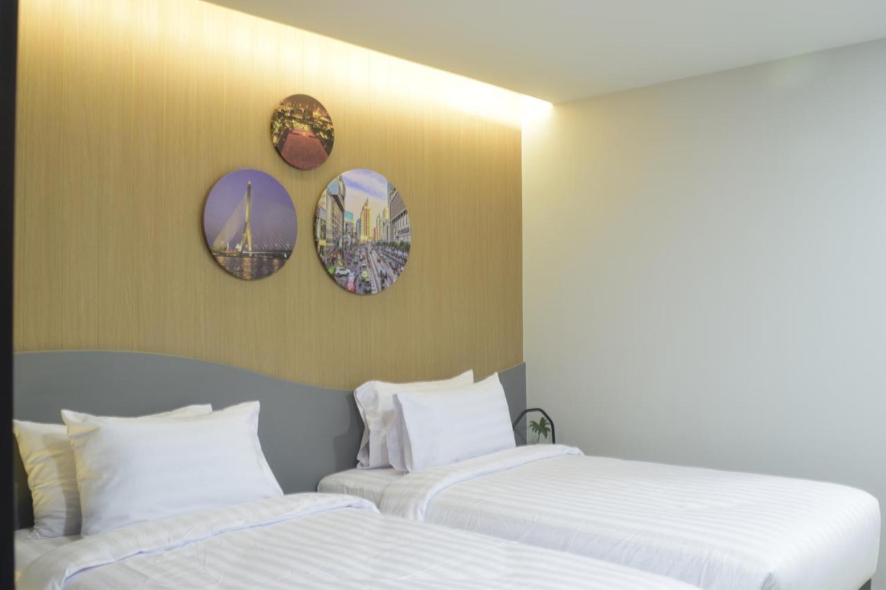RICO Hotel Ratchadapisek 32 Bangkok Buitenkant foto